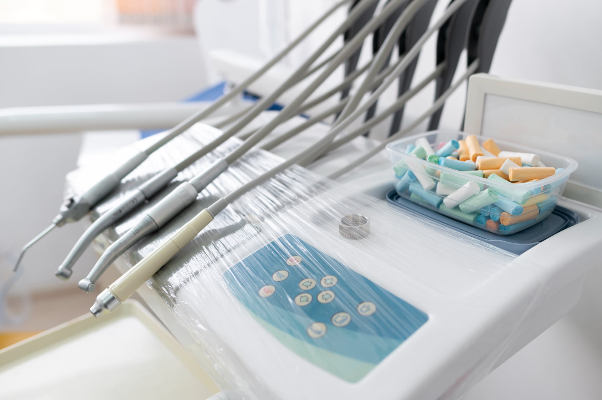 信頼のかかりつけ歯科 ──「とよだ歯科医院」